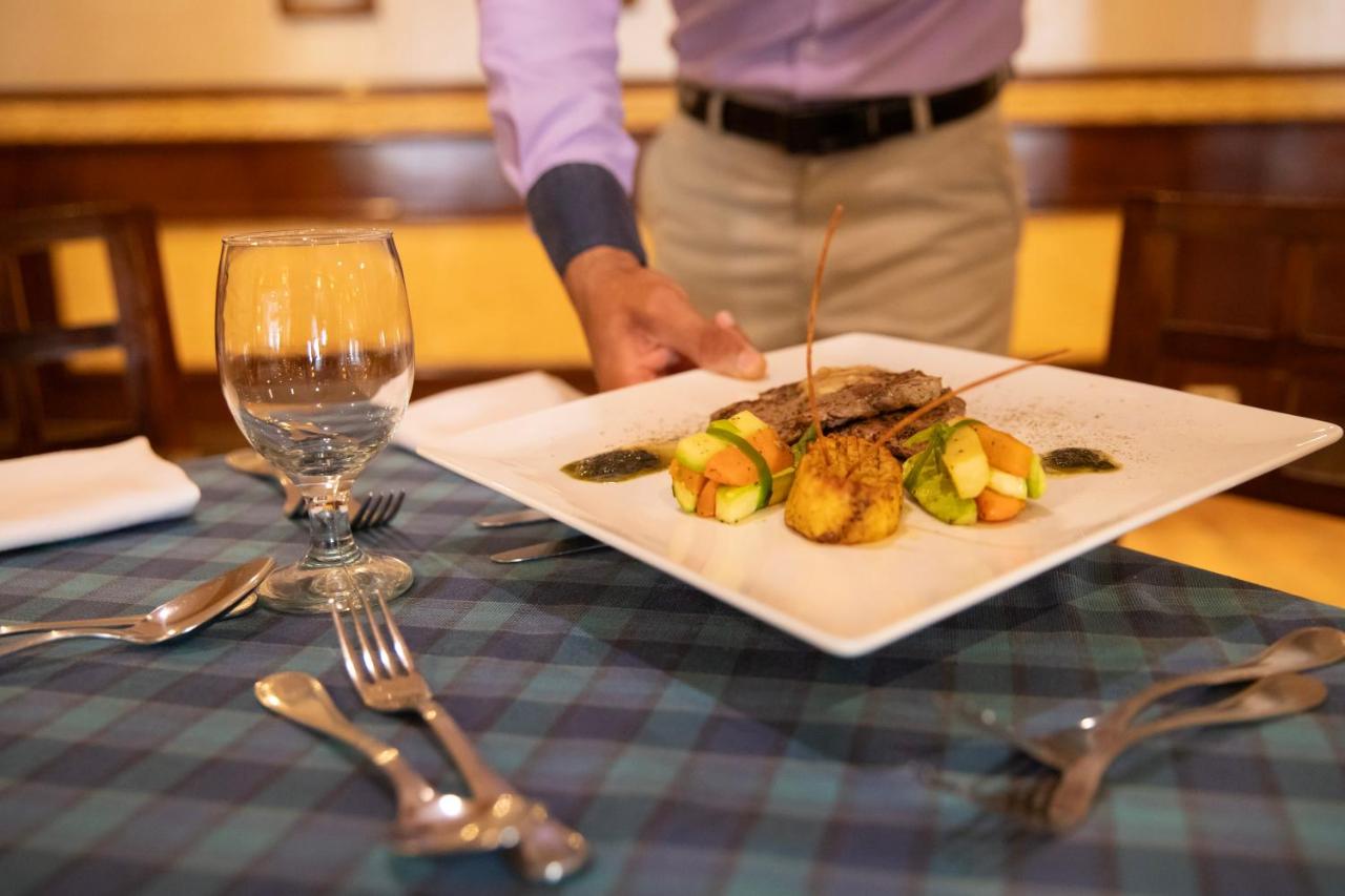 Sunny Days Mirette Family Apartments & Resort