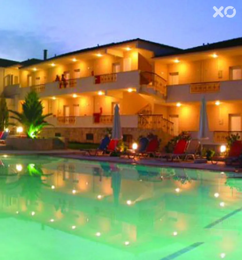 Paradise Hotel