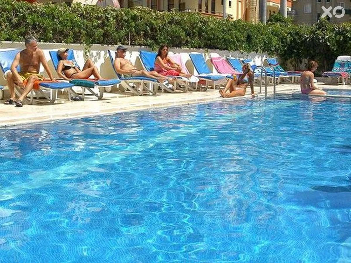 Kandelor Hotel