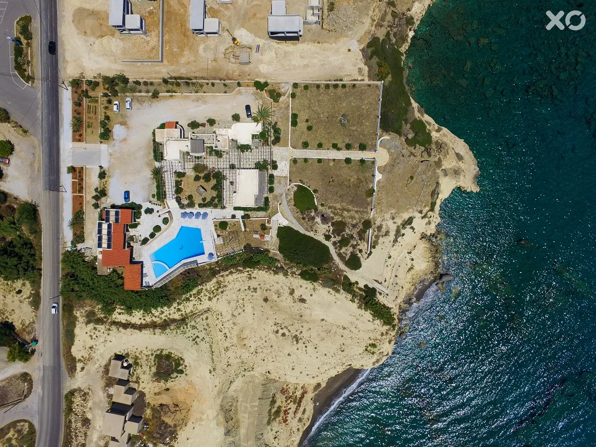 Nicolas Apartments