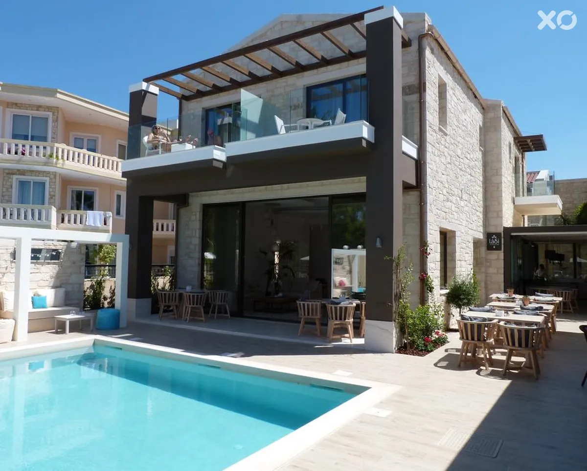 Airis Boutique & Suites