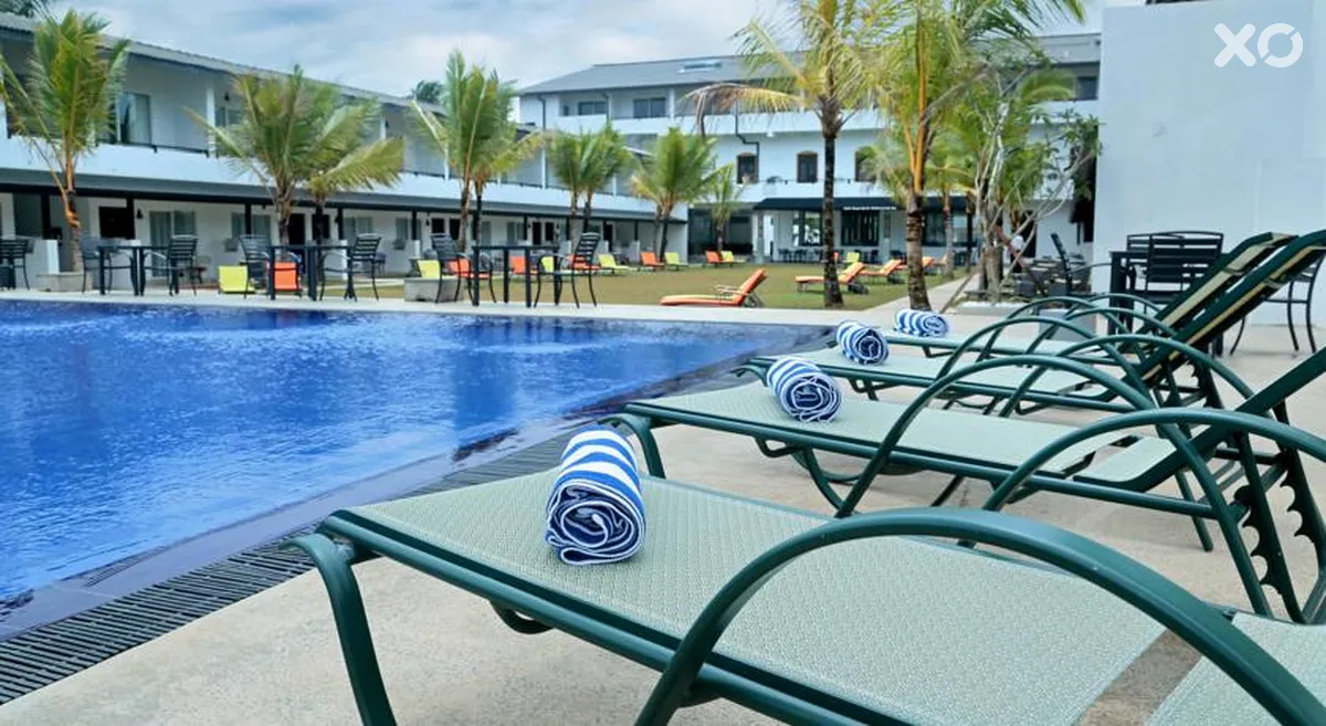 CoCo Royal Beach Resort