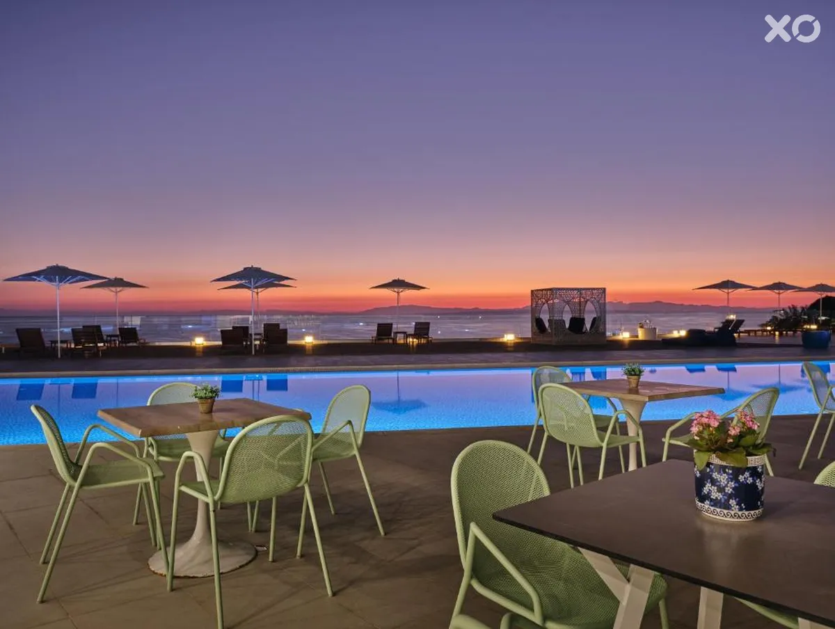 Cavo Orient Beach Hotel