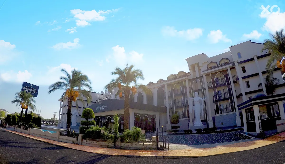 Dream World Palace