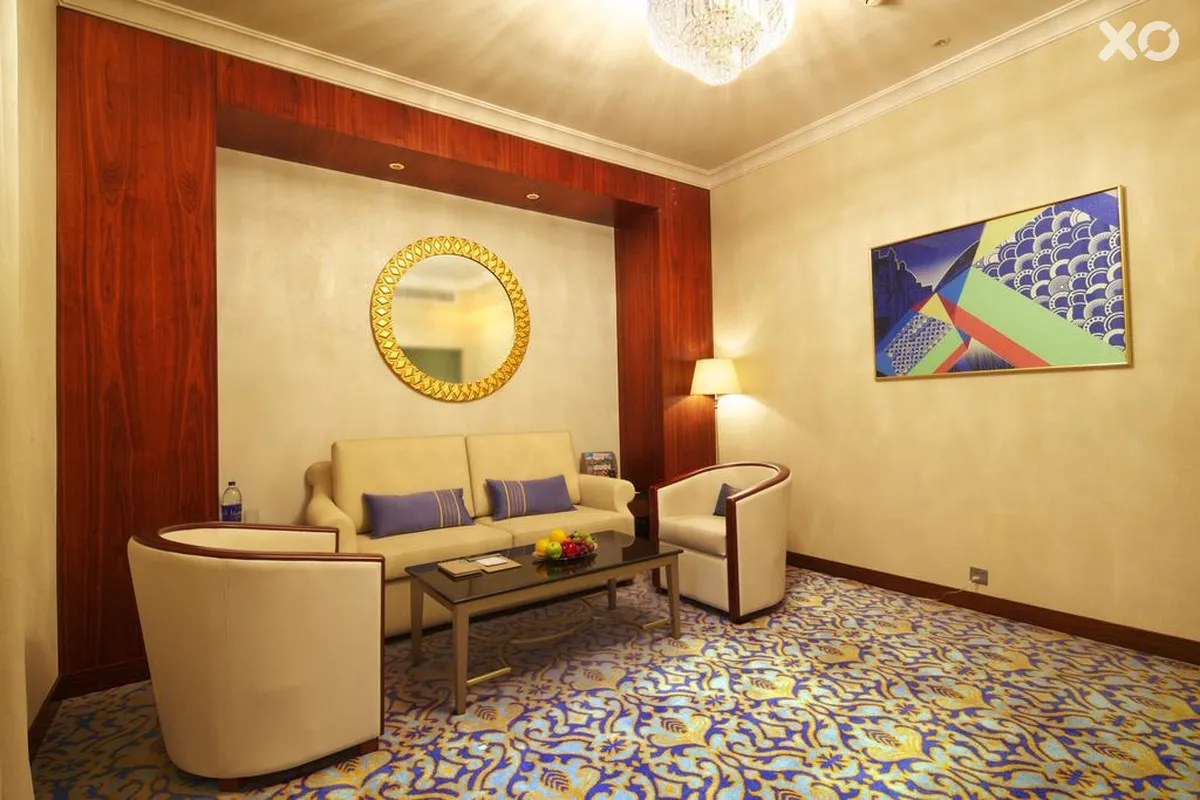 Raviz Center Point Hotel