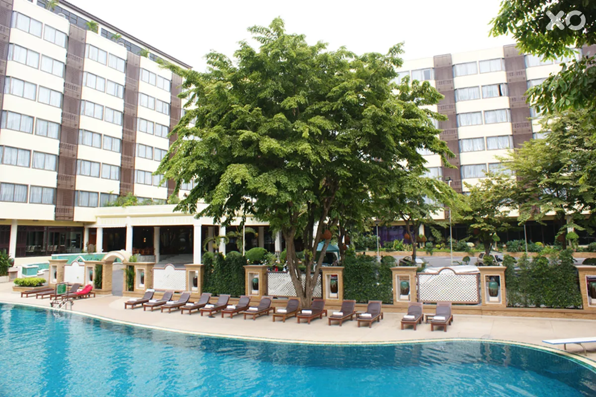 Mountain Beach Hotel