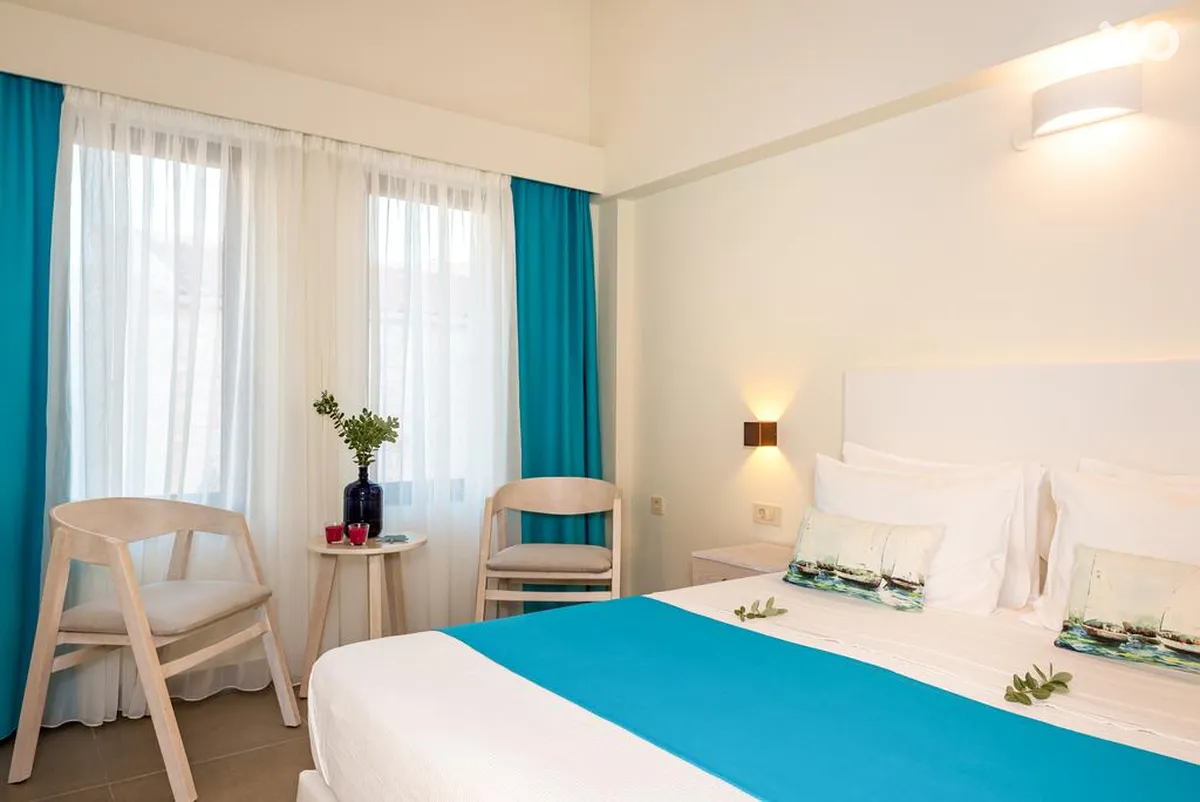 Airis Boutique & Suites