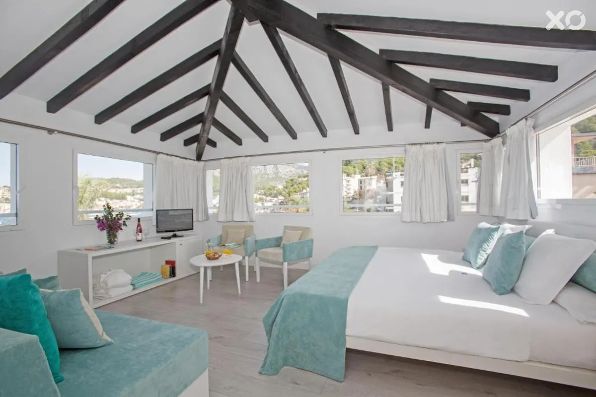 Marina Hotel