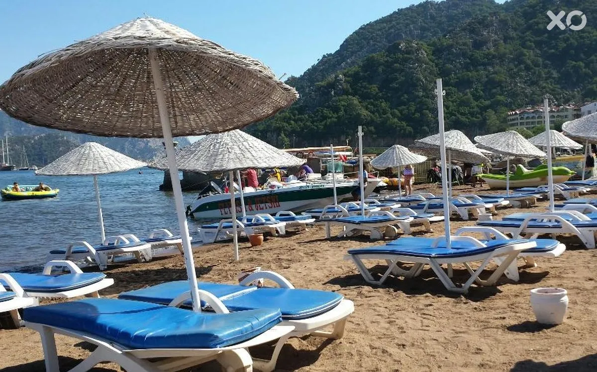 Casa Blanca Beach Hotel