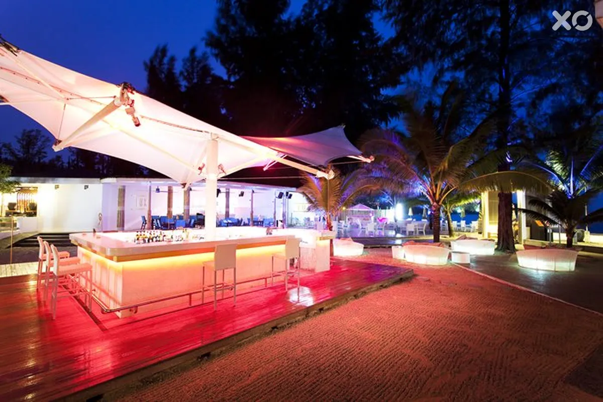 Arinara Bangtao Beach Resort