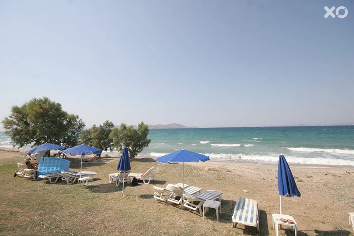 Irina Beach Hotel