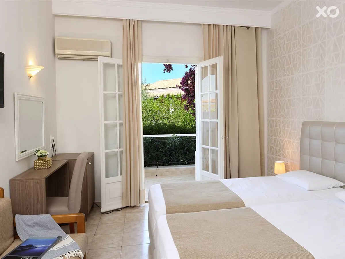 Nefeli Hotel