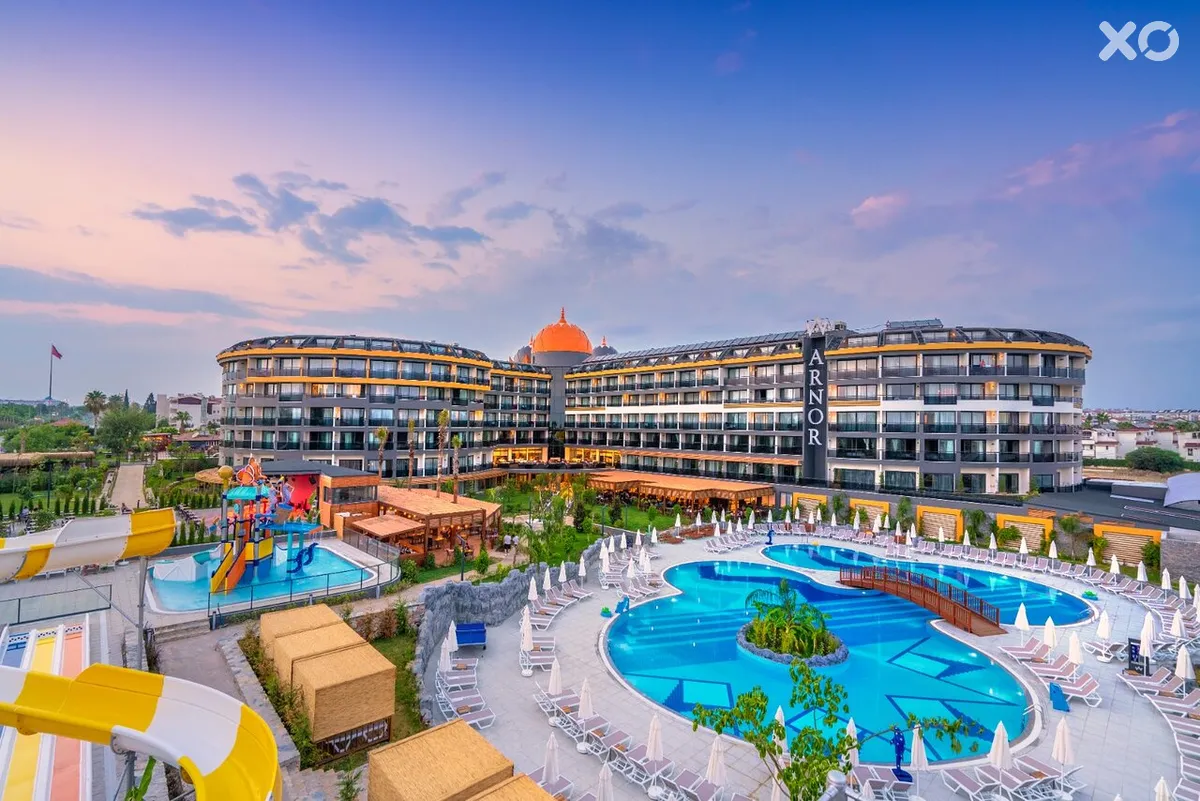 Arnor De Luxe Hotel & Spa