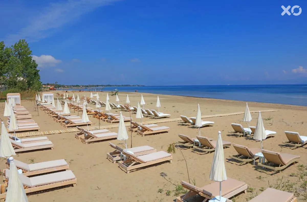 Cavomarina Beach