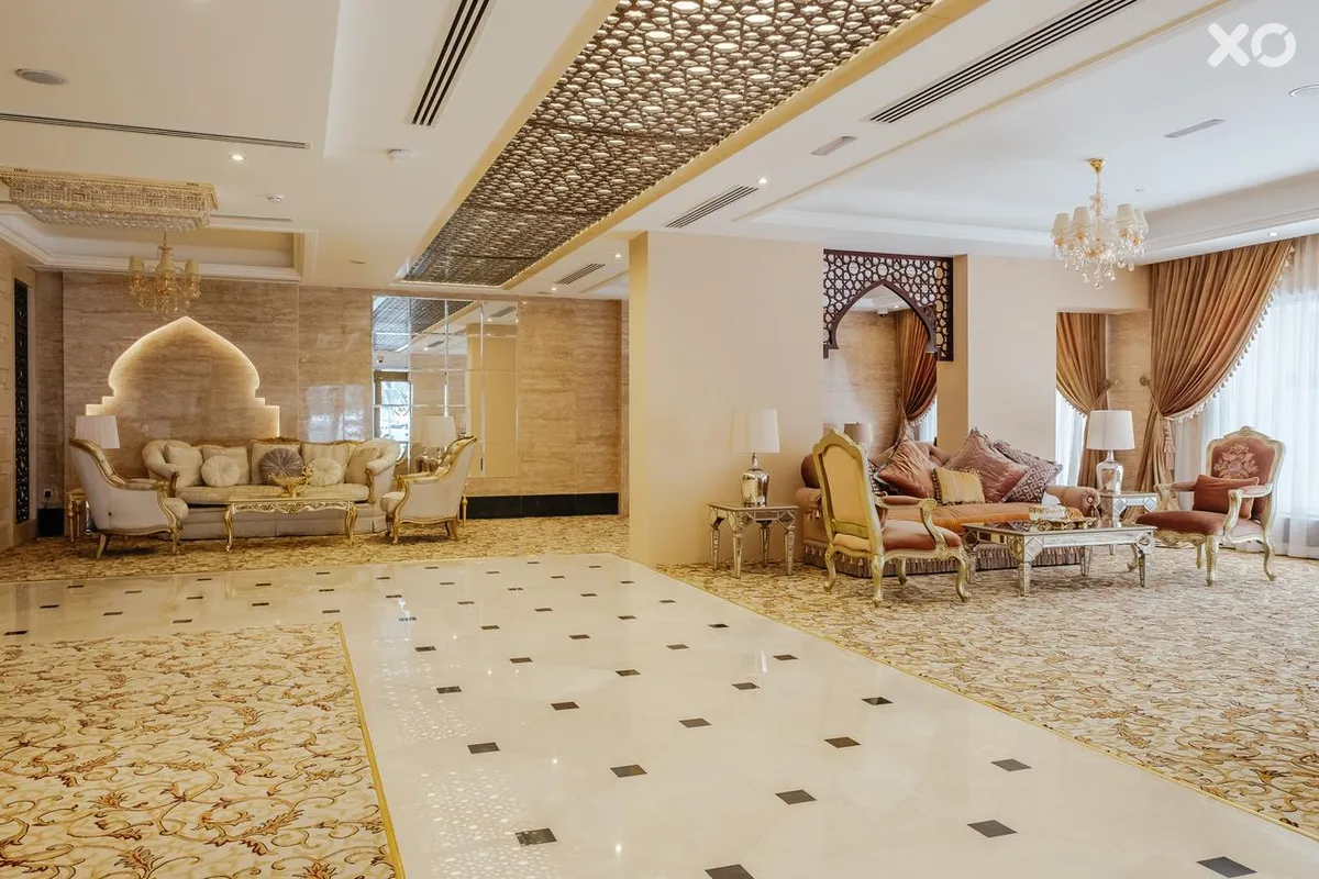 Crystal Plaza Al Majaz Hotel