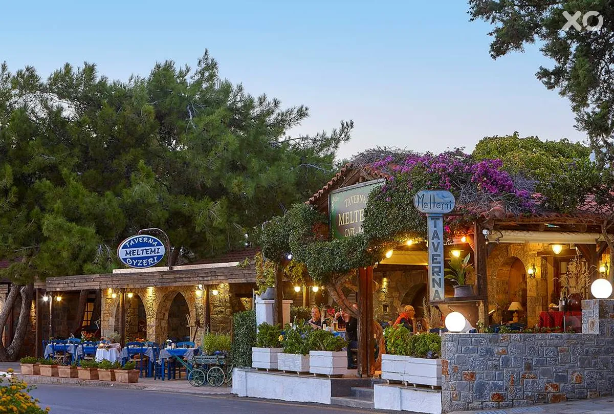 Alexander Beach Hotel & Village