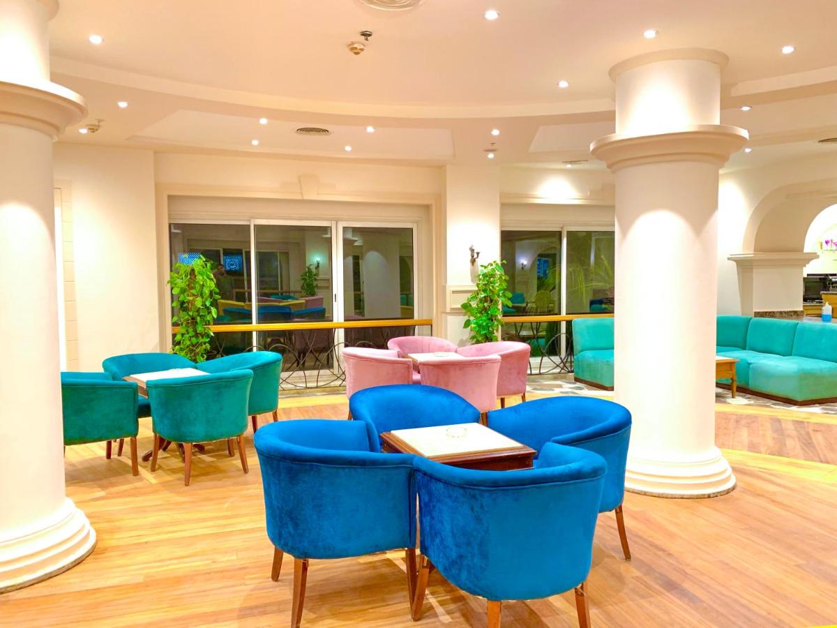 Ivy Cyrene Island Resort