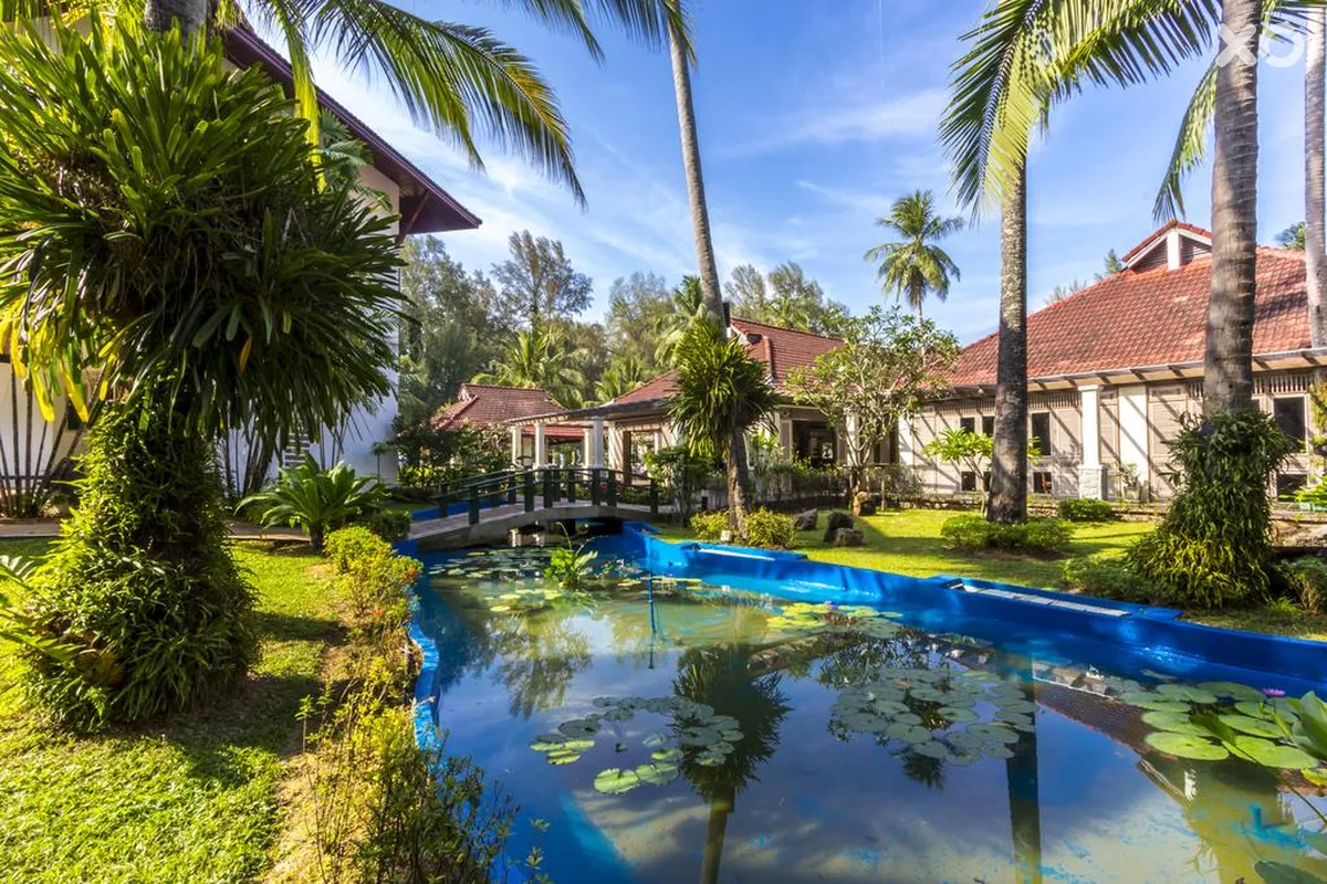 Amora Beach Resort Phuket