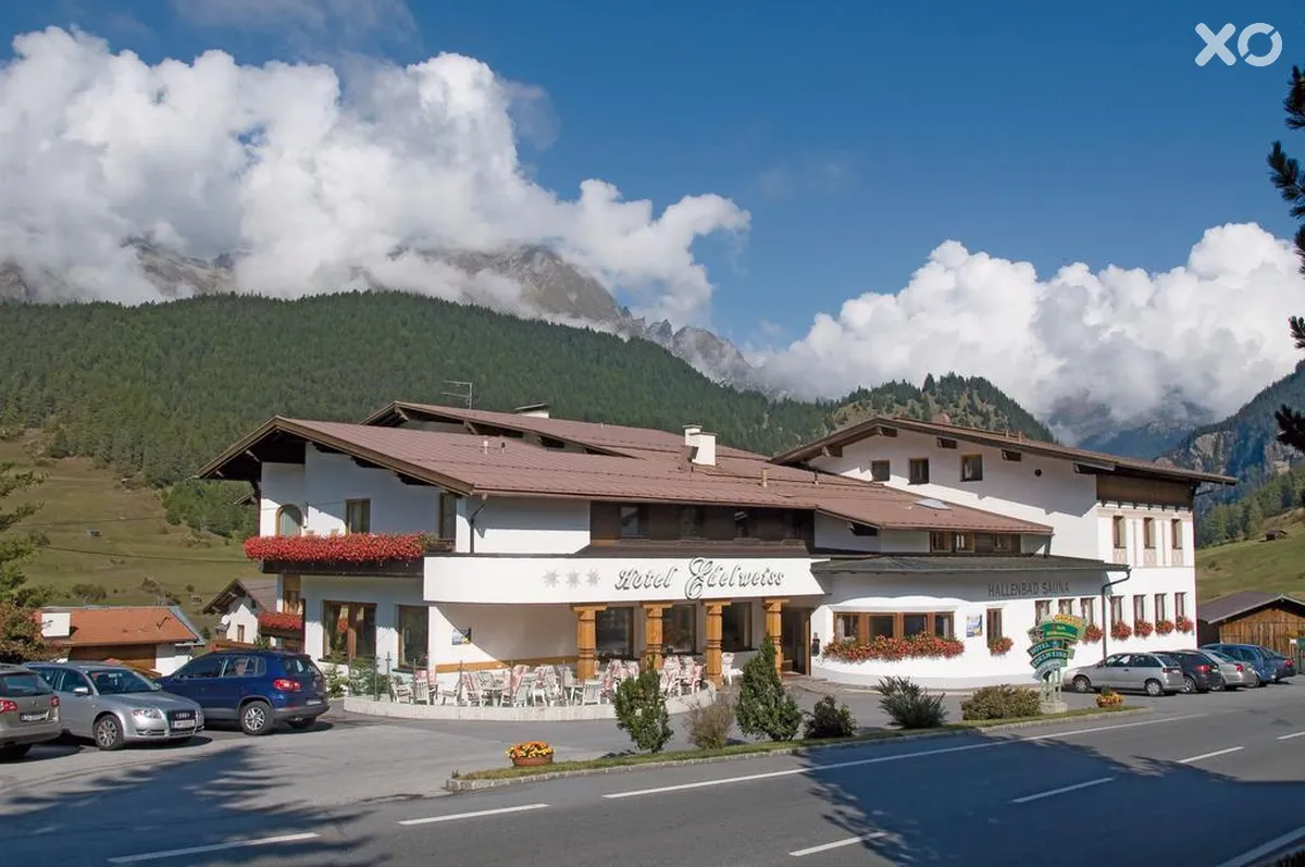 Edelweiss Hotel