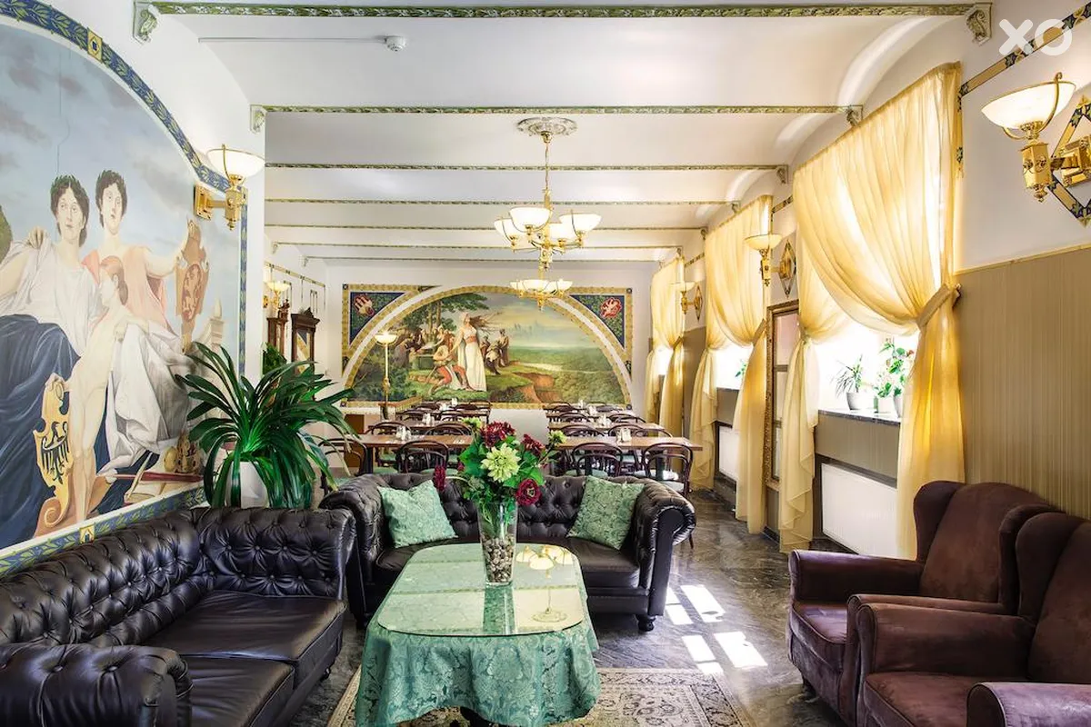 Taurus Hotel
