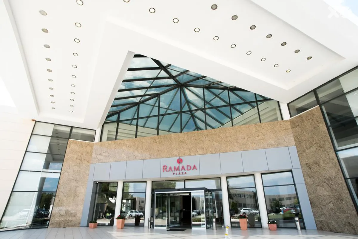 Ramada Plaza Thraki