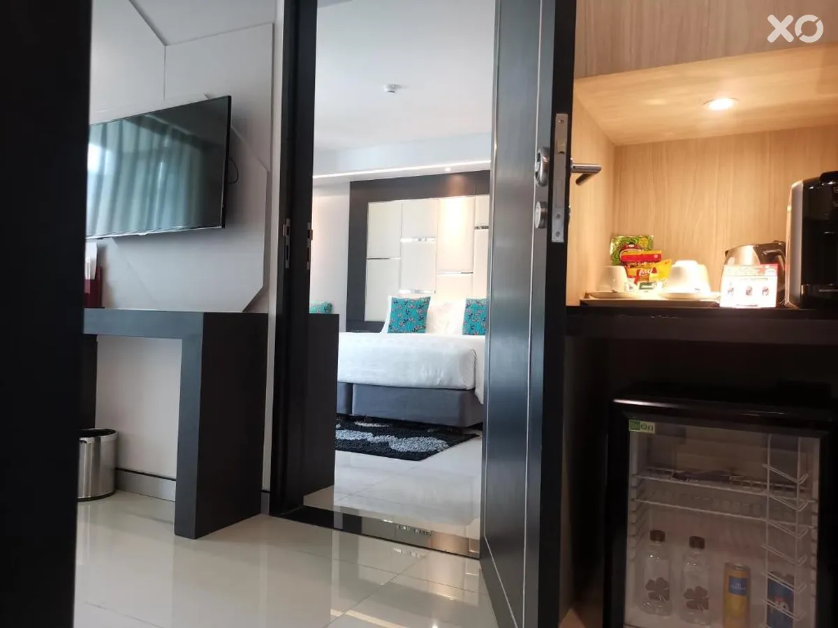 Clover Asoke Hotel