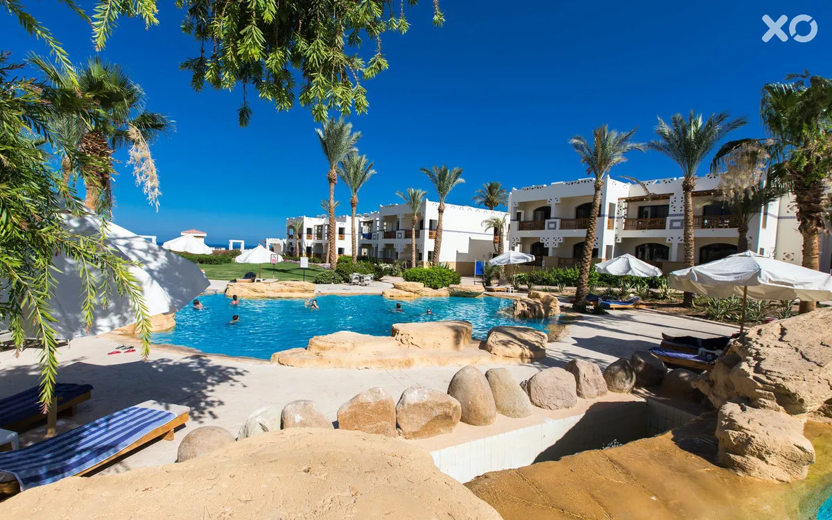 Amphoras Beach