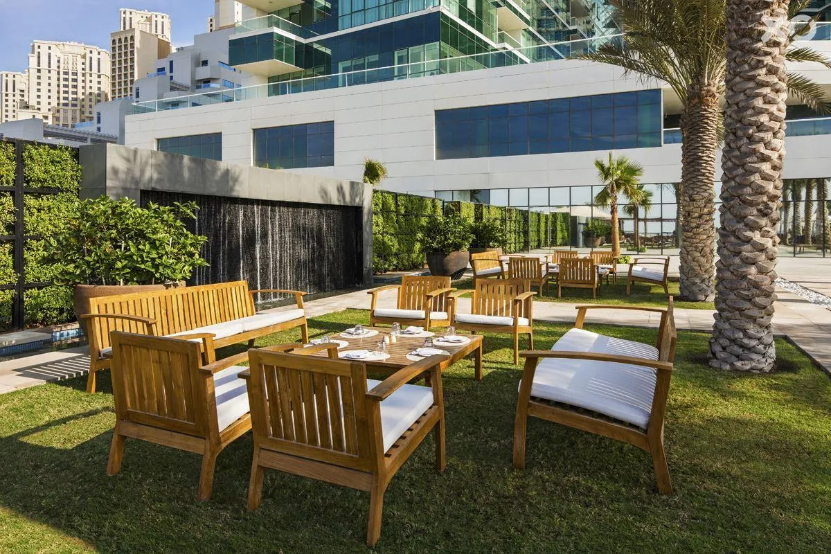 DoubleTree by Hilton Dubai Jumeirah Beach