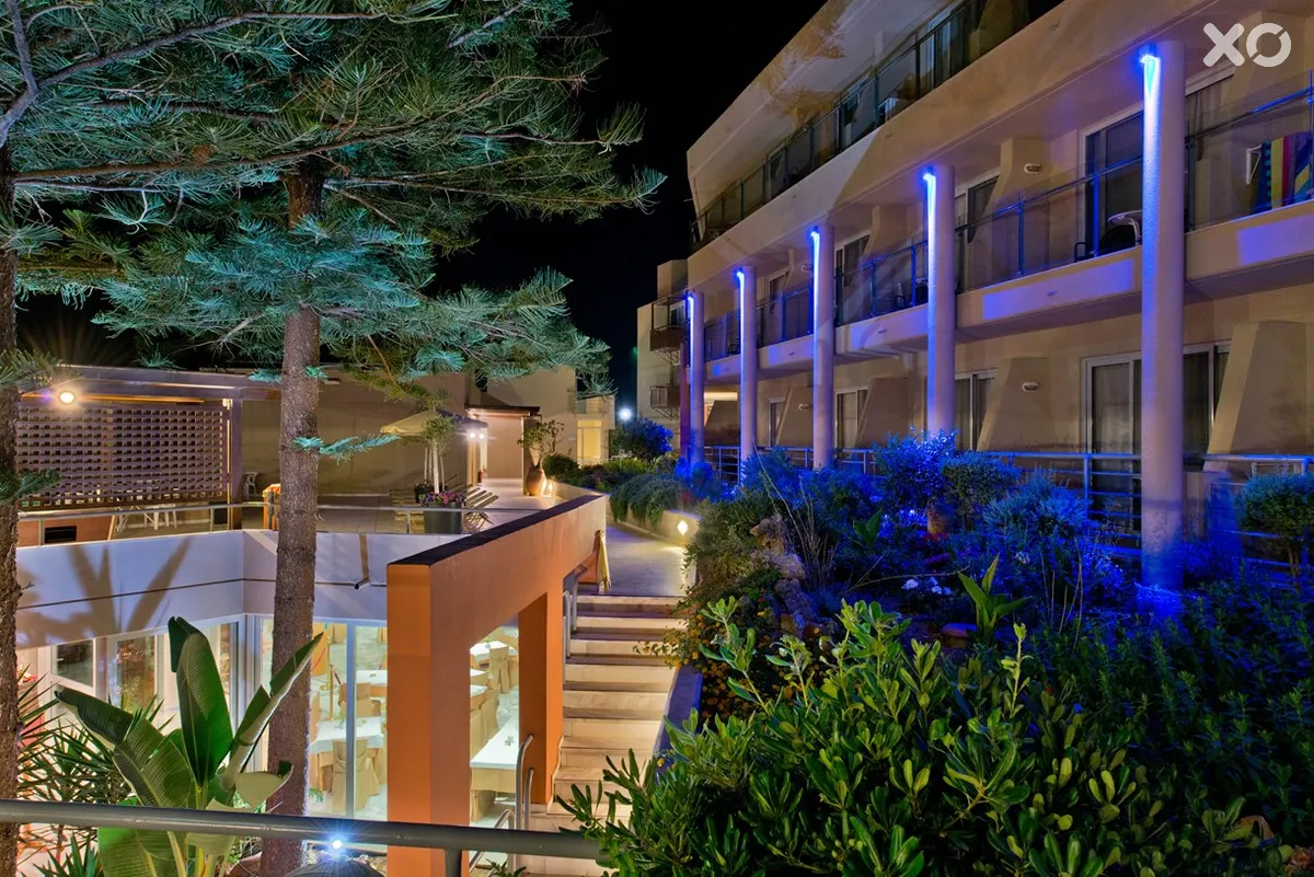 Minos Hotel