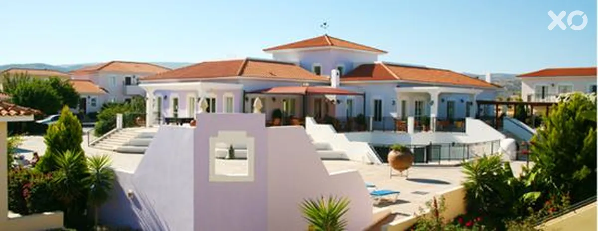 Akamanthea Holiday Village