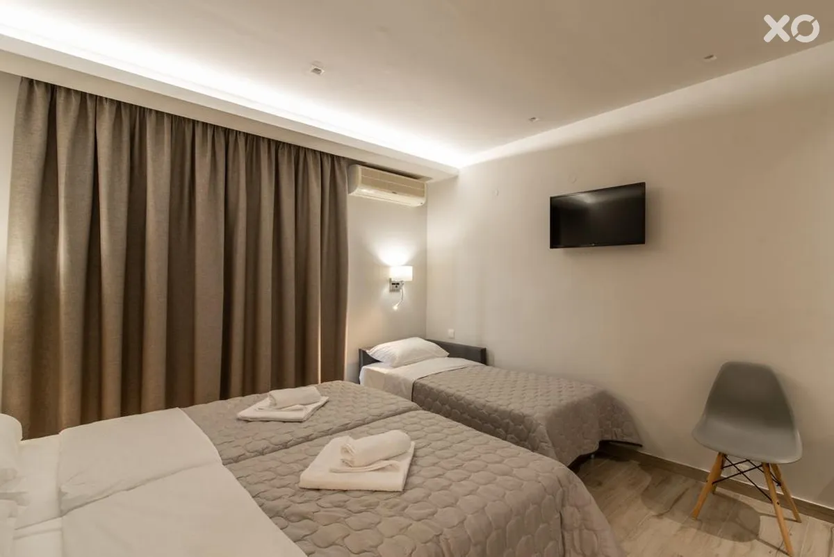 Sintrivanis Hotel