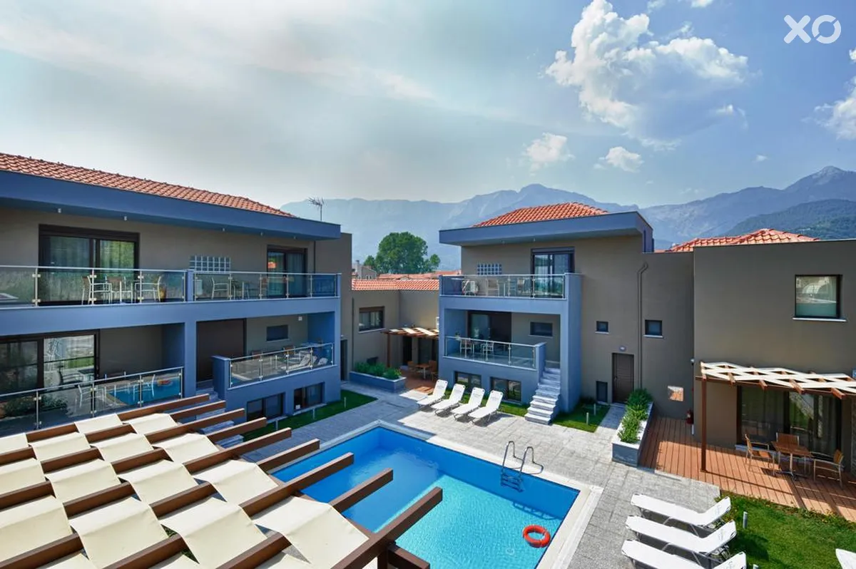 Marys Residence Suites & Luxury