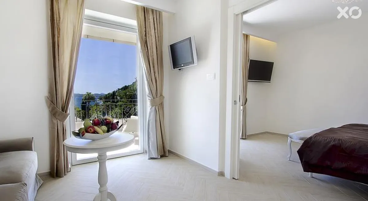 Park Grand Hotel