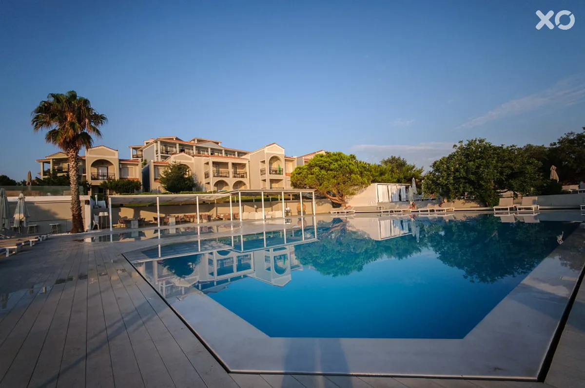 The Bay Hotel & Suites