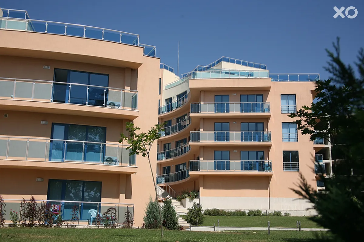 Aquamarine Apart Complex