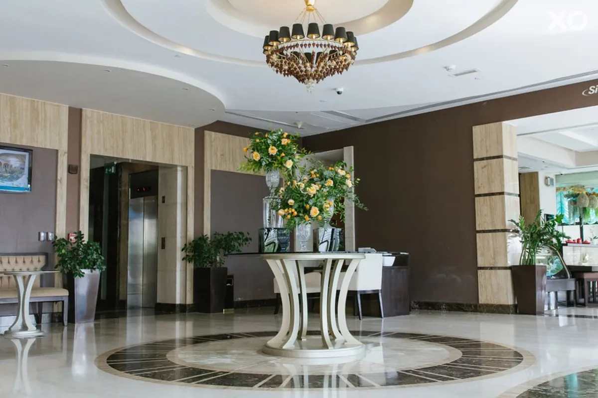 Mangrove Hotel