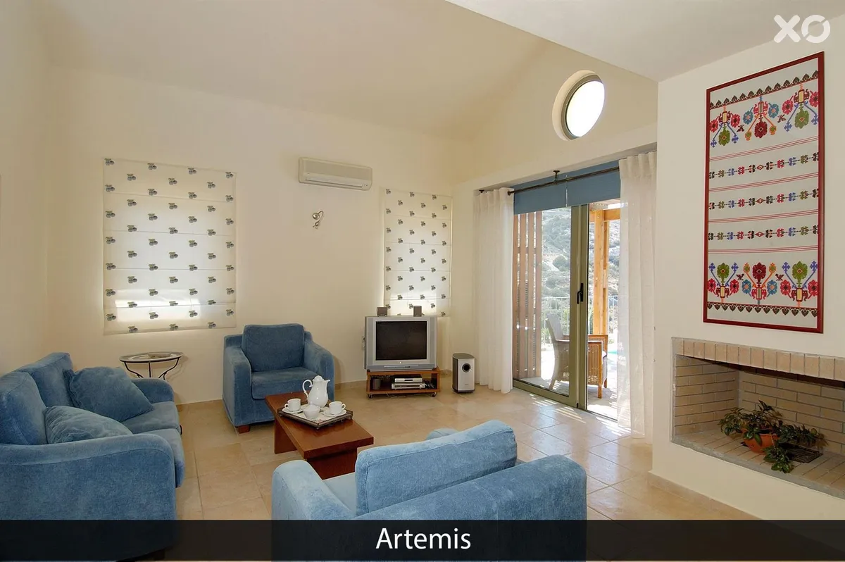 Istron Villas