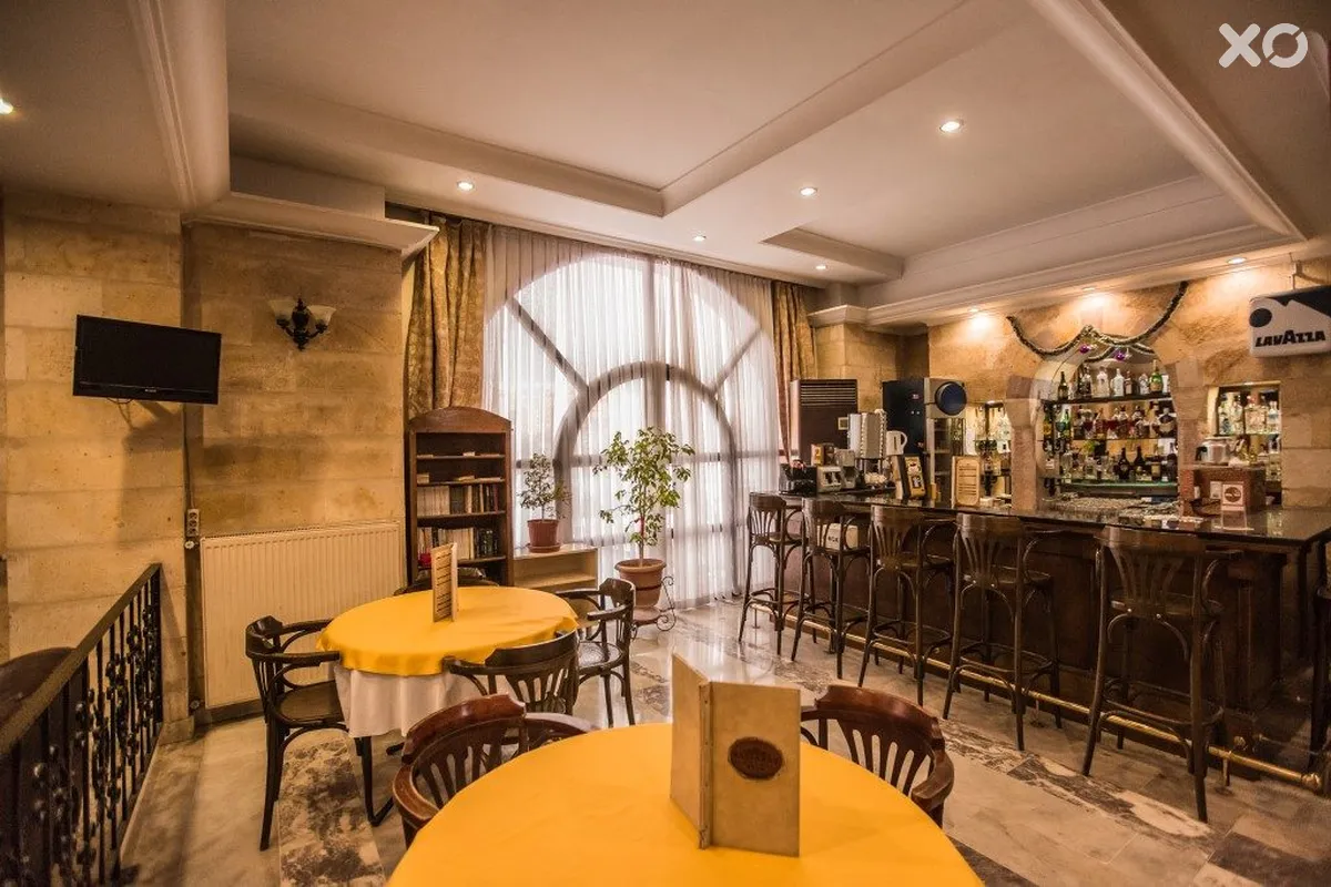 Tassaray Hotel