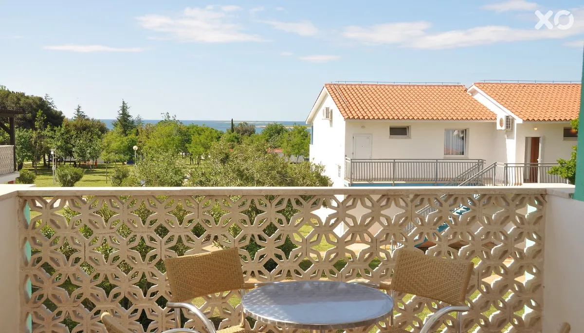 Kazela Apartments