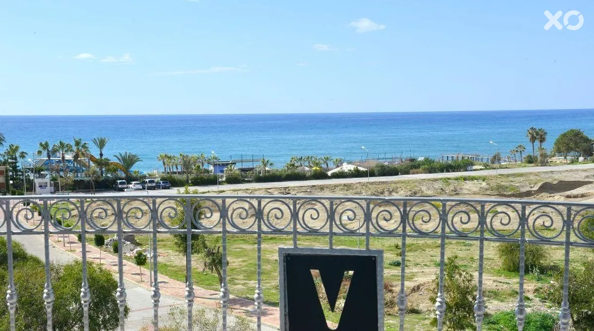 Eva Beach Hotel