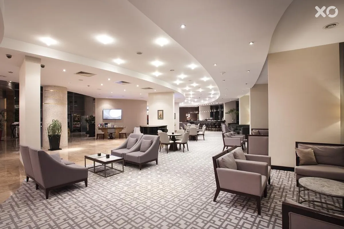 Charisma De Luxe Hotel