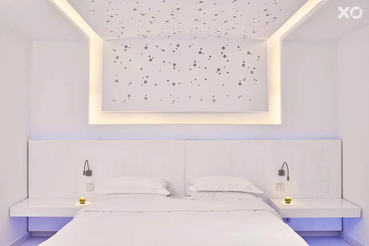 So White Club Resort