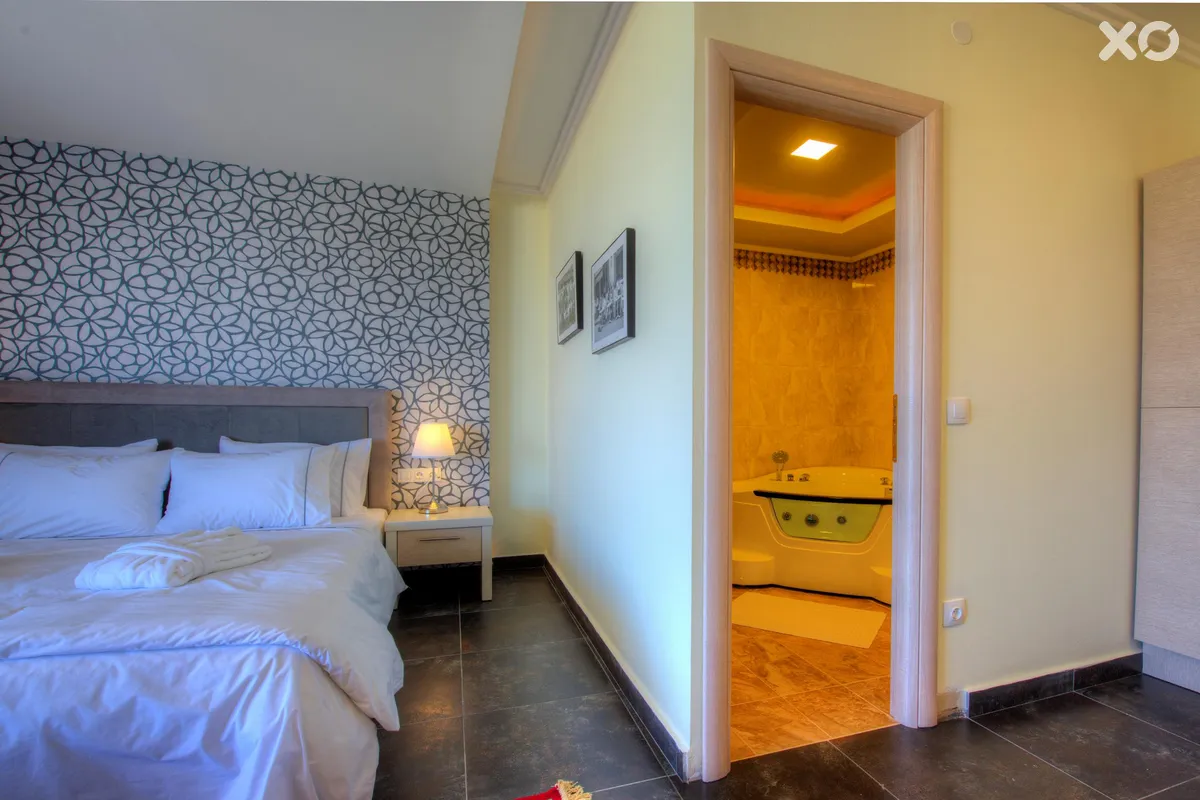 Sunny Villas Resort & Spa