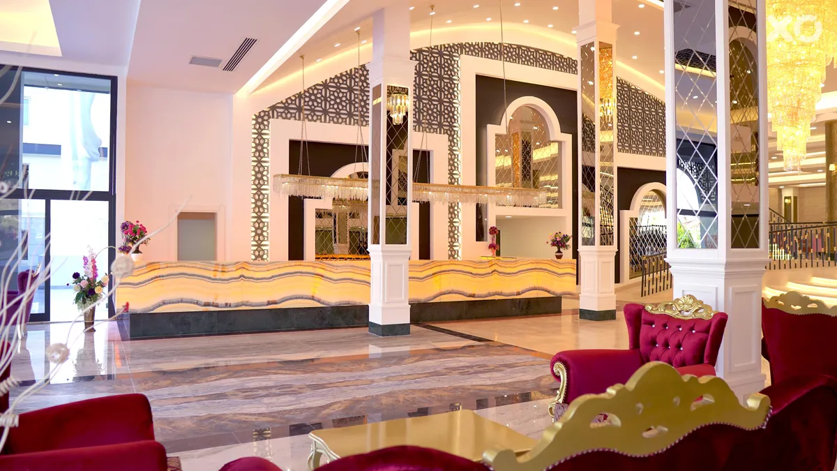 Dream World Palace