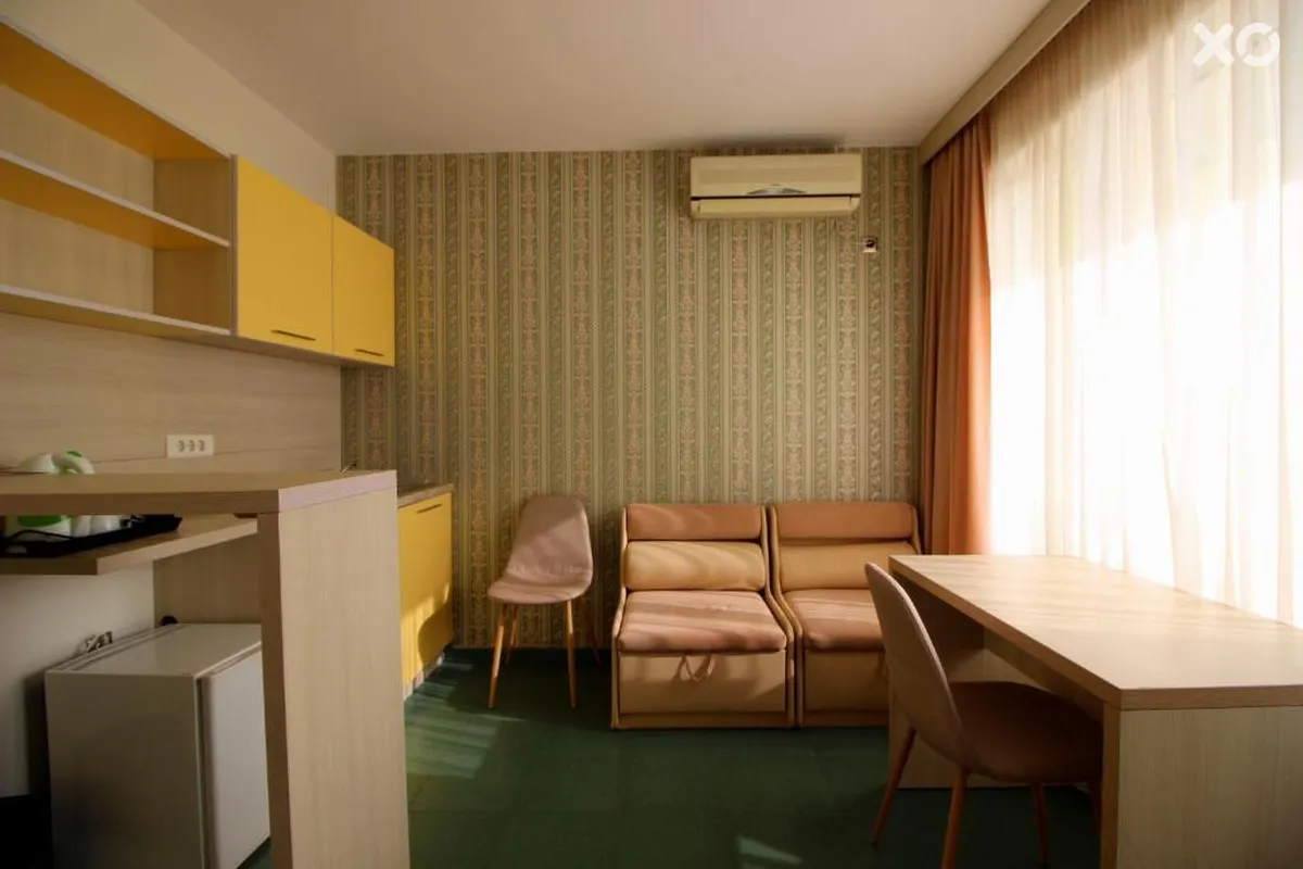 Perla Apartments First Line