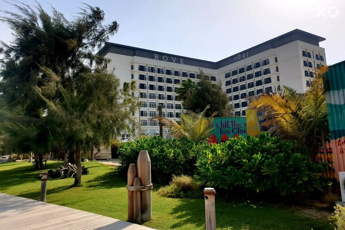 Rove La Mer Beach