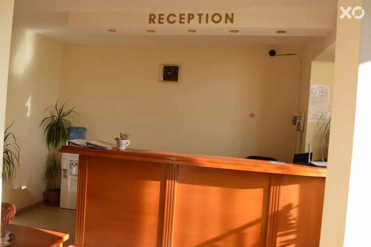 Chris Hotel