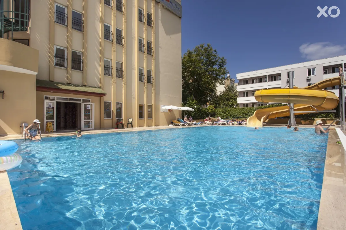 Kleopatra Beach Hotel