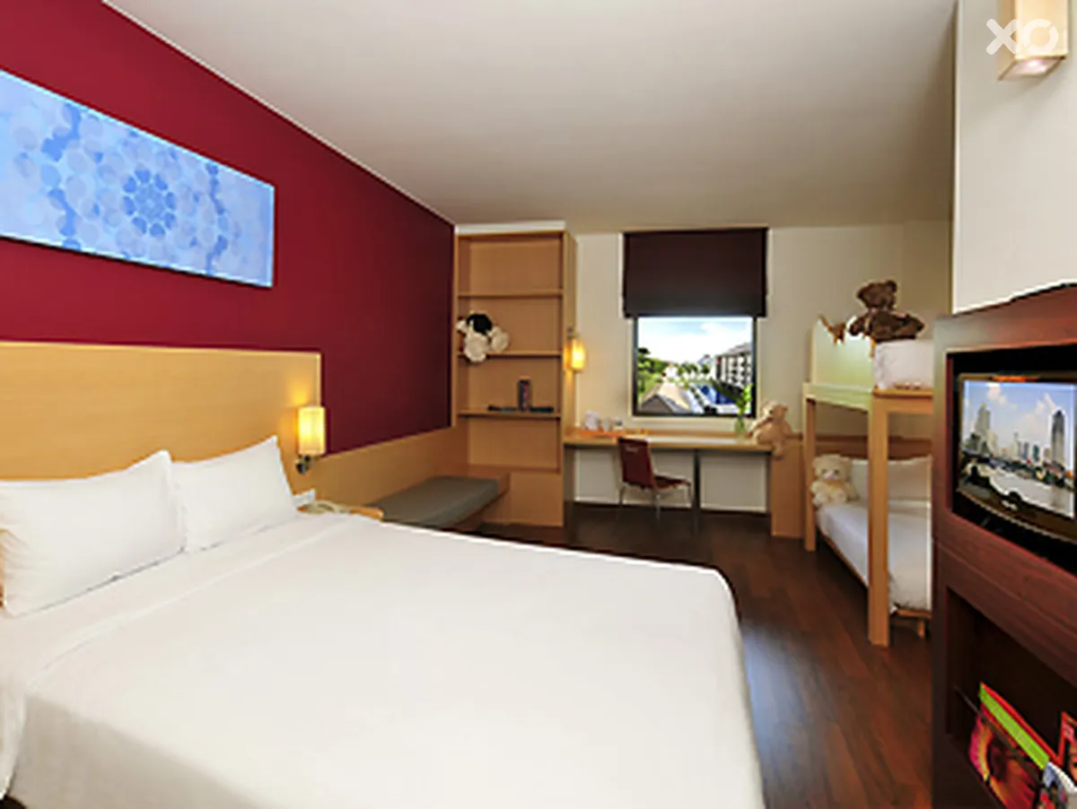 Ibis Bangkok Riverside