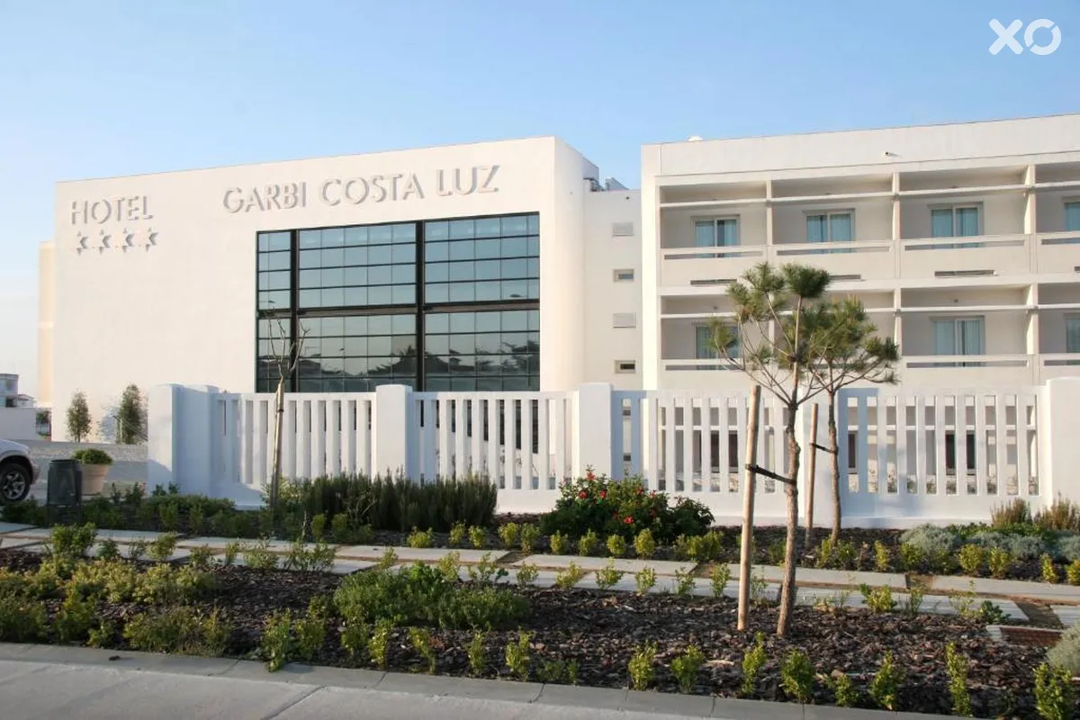 Garbi Costa Luz